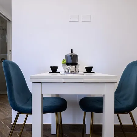 In Bed Quarto (Naples)